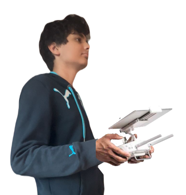 https://nikitaondrones.com/wp-content/uploads/2024/10/Nikita-with-Controller-1-640x671.png